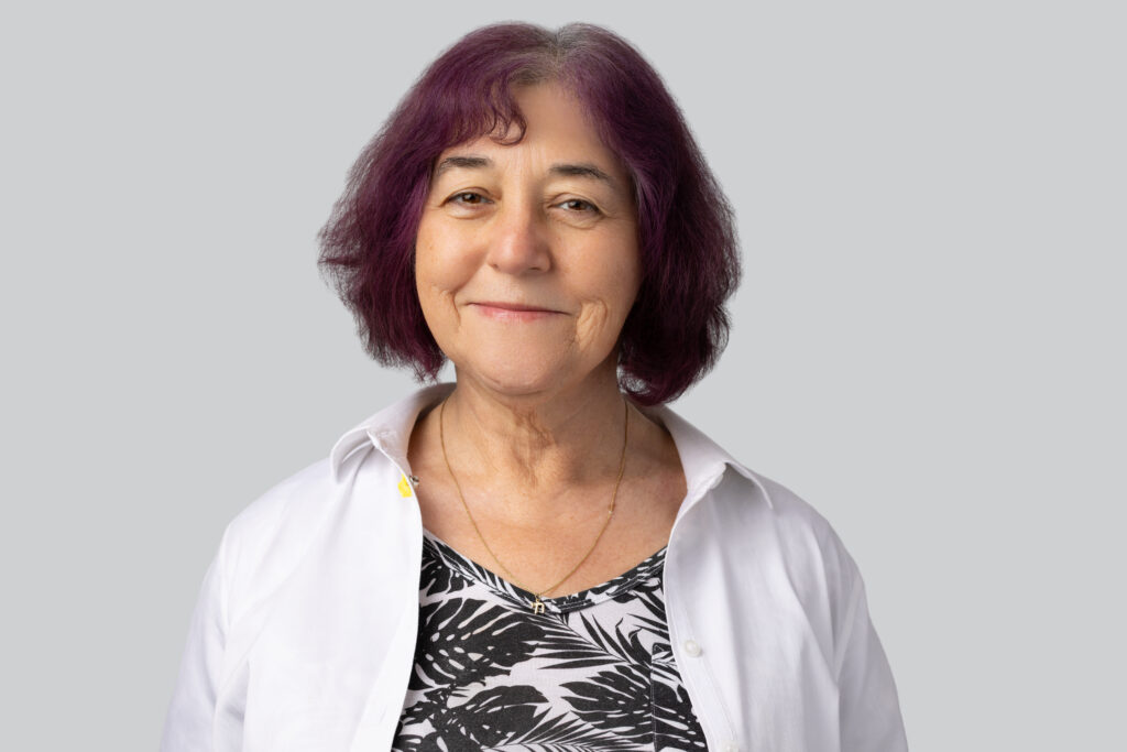 Lynne Arons